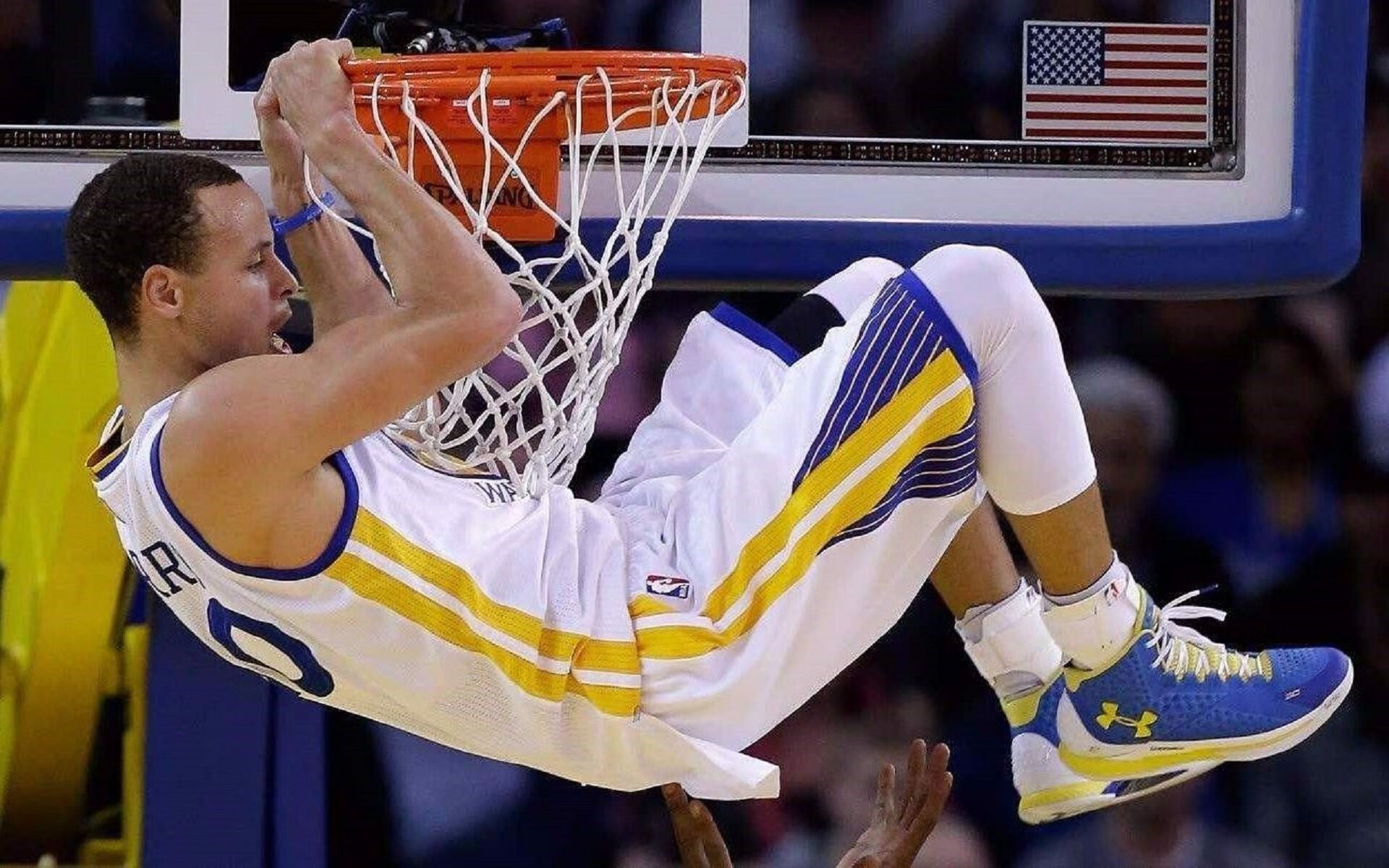 西亚卡姆带队逆转猛龙球队重返前八，西亚卡姆nba